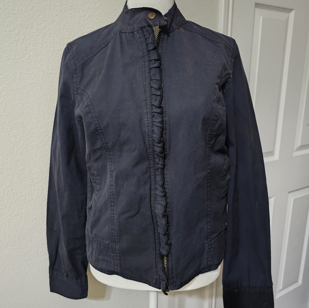 Women's Jacket - Picture 2 of 9